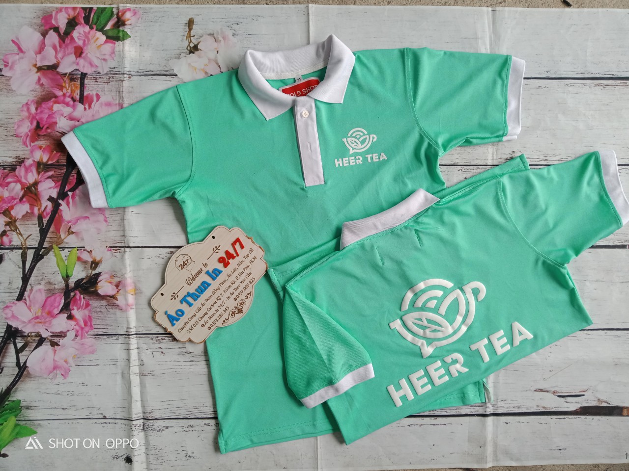 Đồng phục quán, Cửa hàng 13